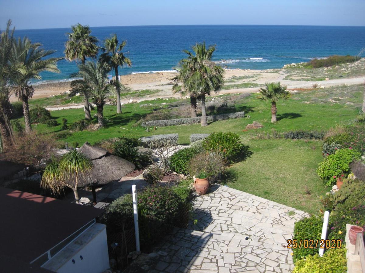 Sea Front Villa Kristina Klorakas Buitenkant foto