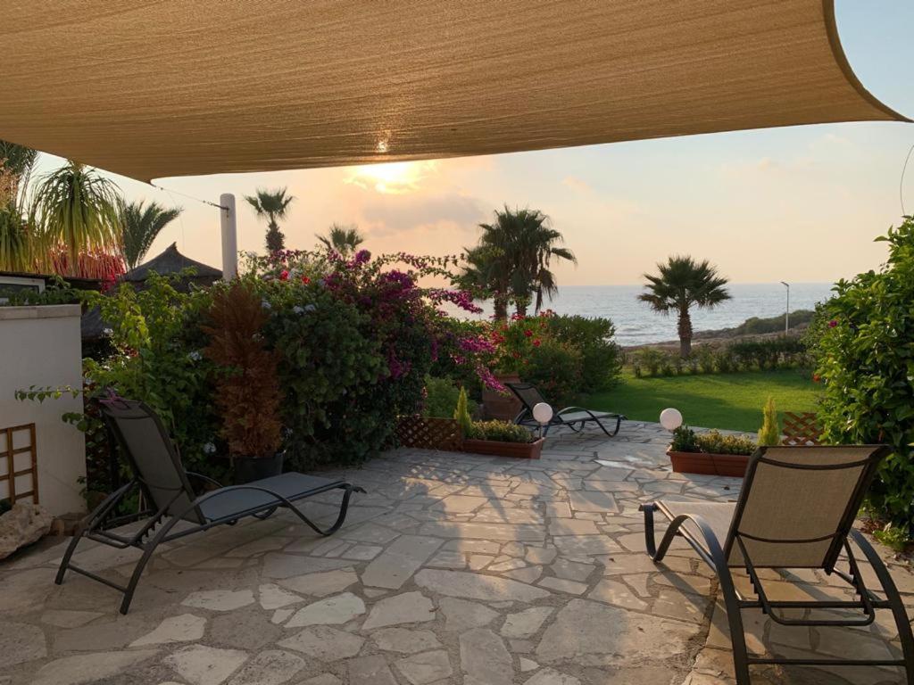 Sea Front Villa Kristina Klorakas Buitenkant foto
