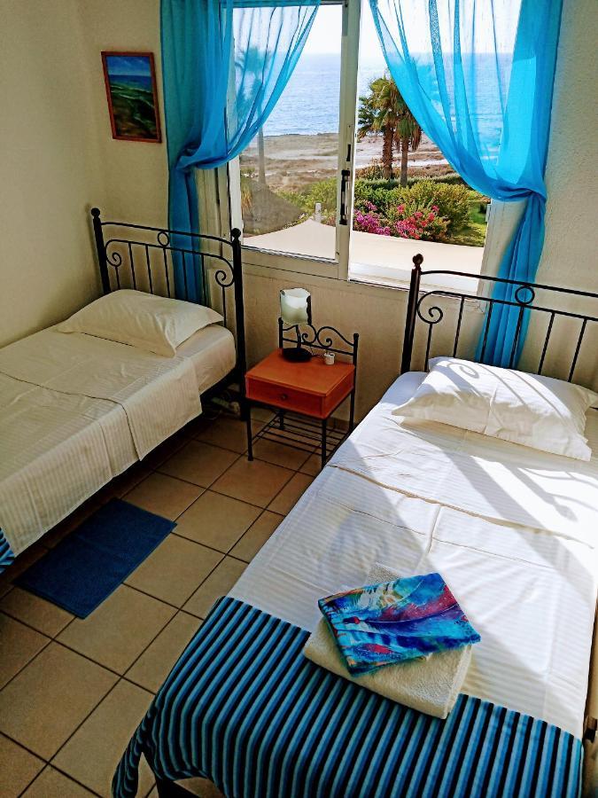 Sea Front Villa Kristina Klorakas Buitenkant foto
